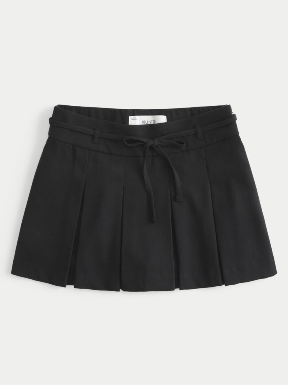Hollister Black Pleated Mini Skort